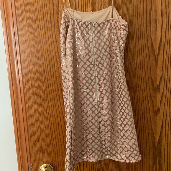 Pretty little thing sequin dress - Picture 5 of 6